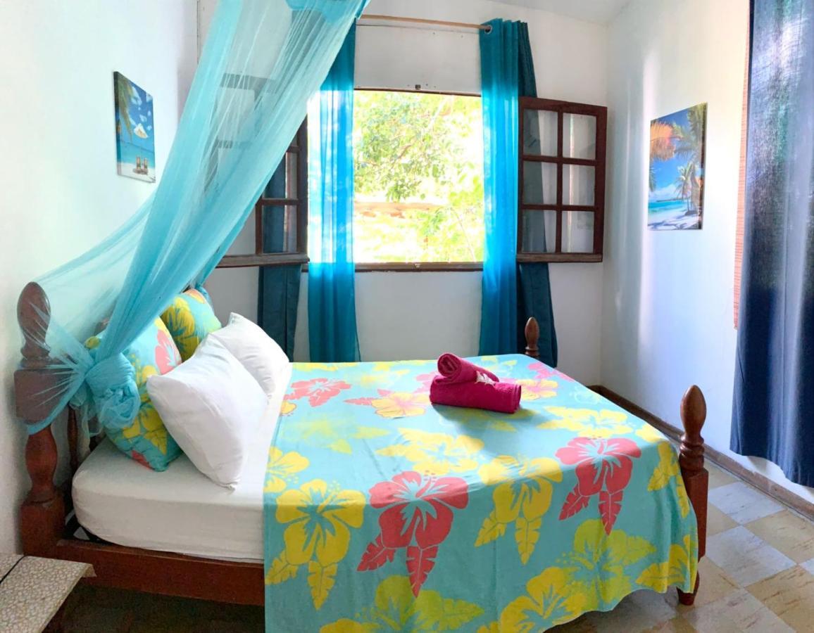 <Casa Colibri> La Desirade Apartment Les Galets Luaran gambar