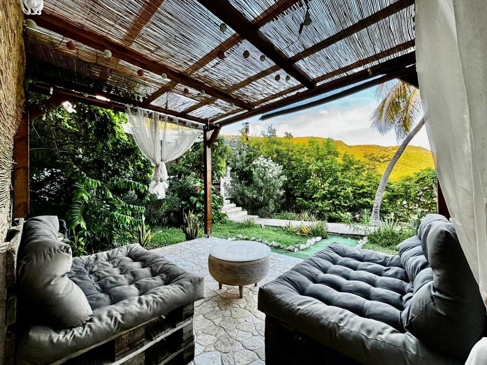 <Casa Colibri> La Desirade Apartment Les Galets Luaran gambar